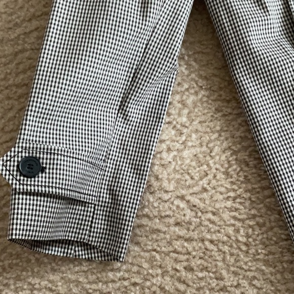 Rain or shine Mid length coat. Worn once Excellent Condition - Picture 2 of 7